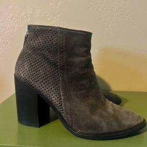 Steve Madden booties